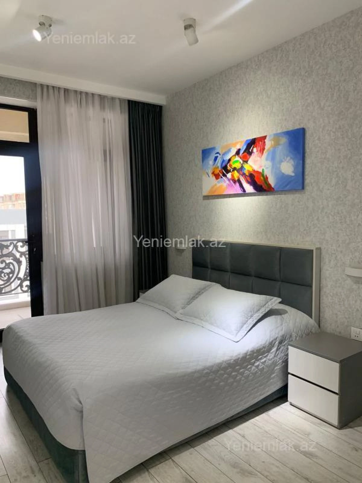 Satılır 2 otaqlı yeni tikili 65 m²