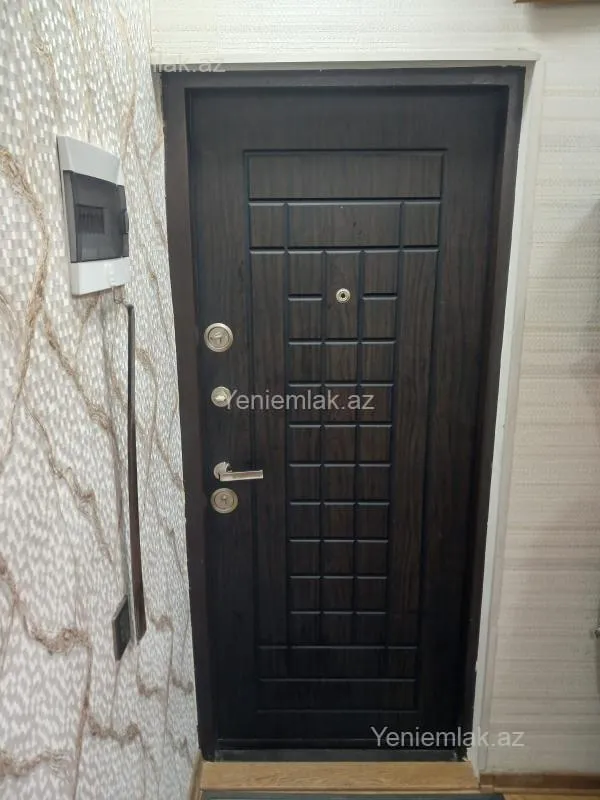 Satılır 3 otaqlı yeni tikili 90 m²