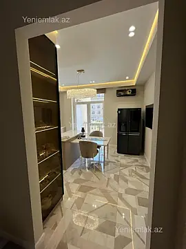 Satılır 3 otaqlı yeni tikili 135 m²