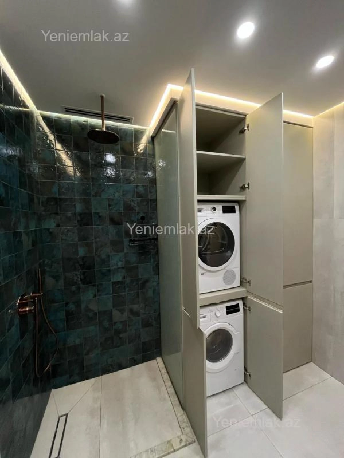 Satılır 3 otaqlı yeni tikili 135 m²