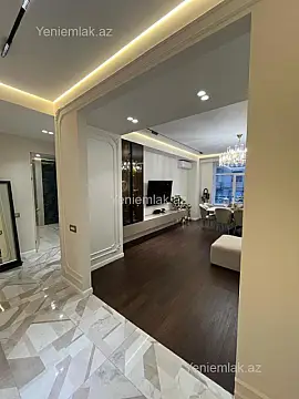 Satılır 3 otaqlı yeni tikili 135 m²