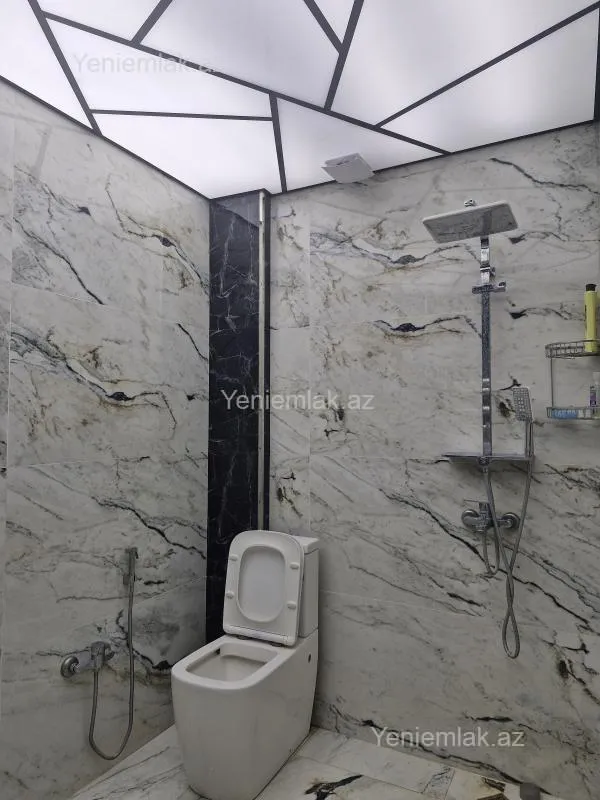 Satılır 3 otaqlı yeni tikili 122 m²