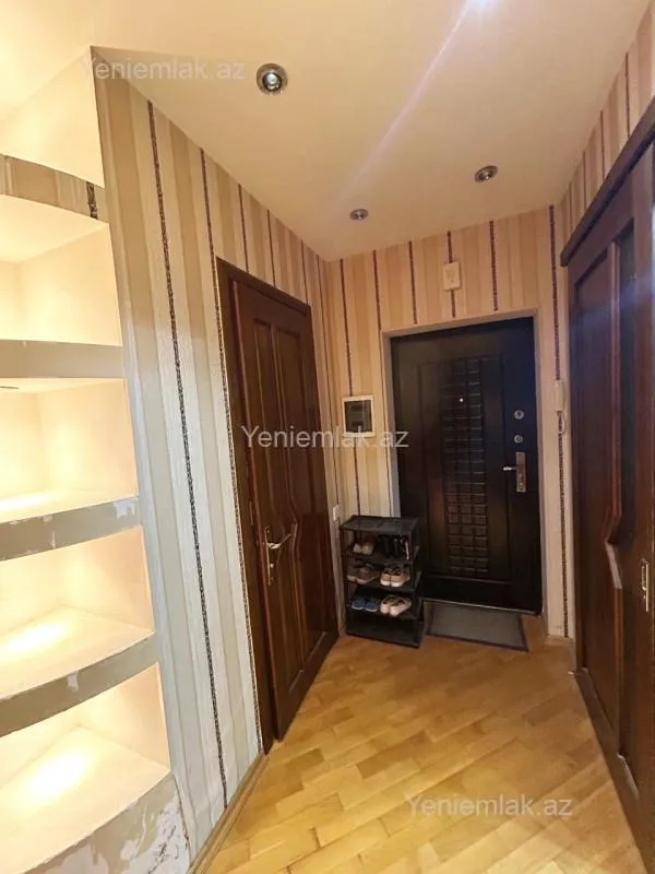 Satılır 3 otaqlı yeni tikili 85 m²