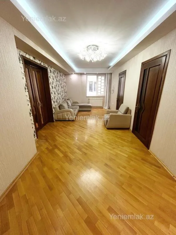 Satılır 3 otaqlı yeni tikili 85 m²