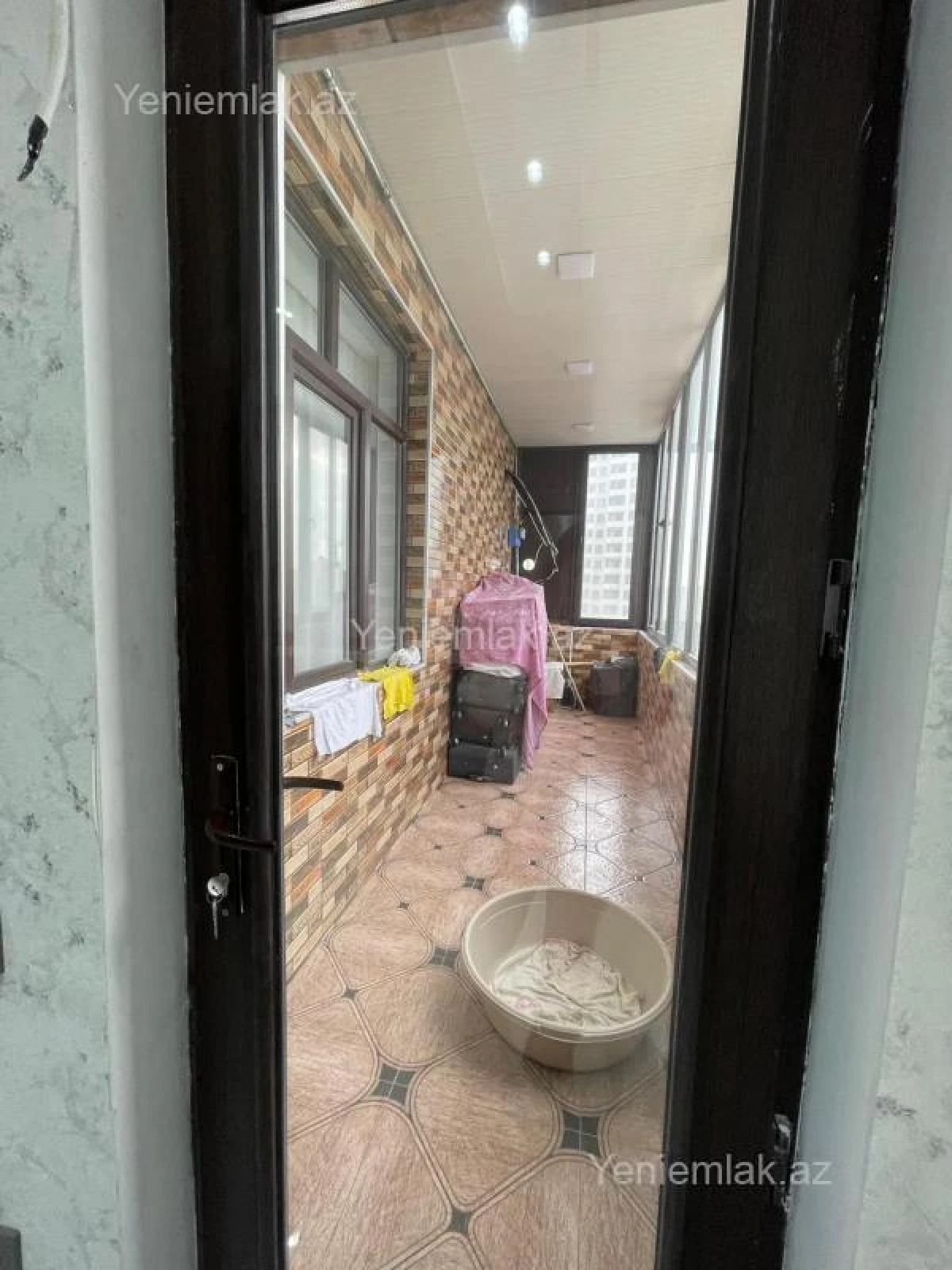 Satılır 3 otaqlı yeni tikili 130 m²