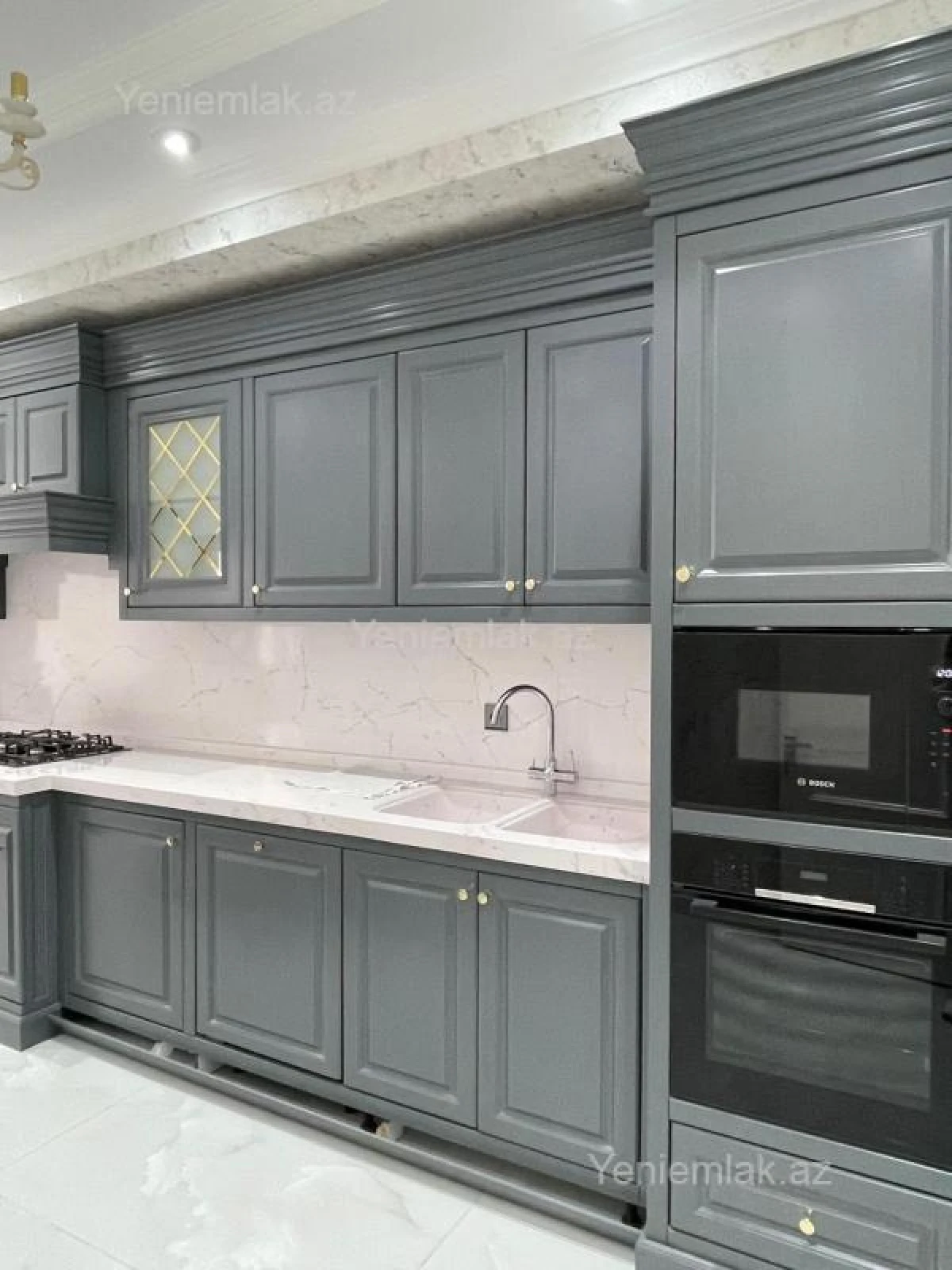 Satılır 3 otaqlı yeni tikili 130 m²