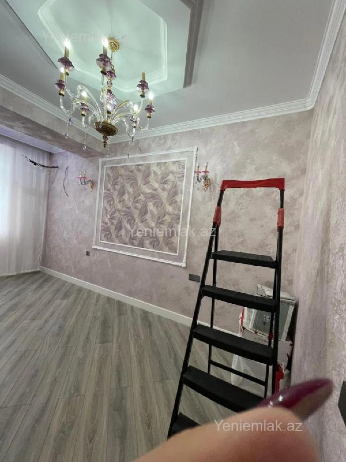 Satılır 3 otaqlı yeni tikili 130 m²