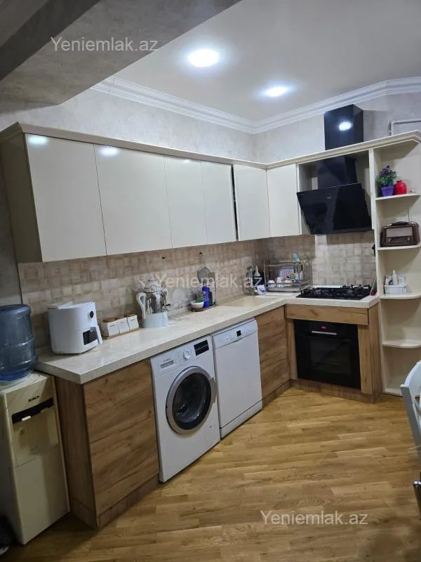 Satılır 3 otaqlı yeni tikili 87 m²