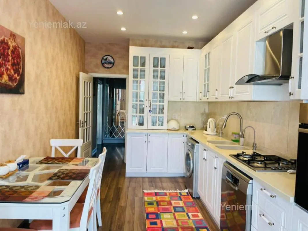 Satılır 2 otaqlı yeni tikili 83 m²