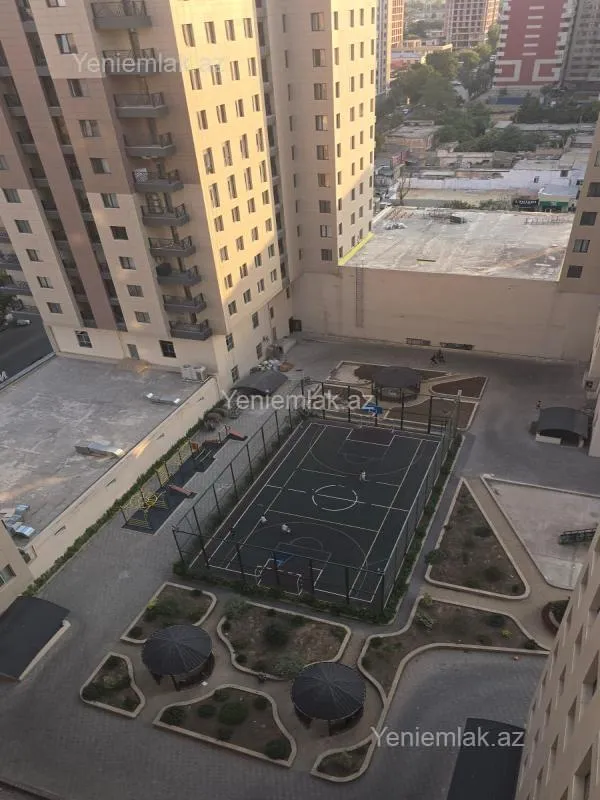 Satılır 4 otaqlı yeni tikili 192.5 m²