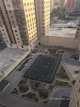 Satılır 4 otaqlı yeni tikili 192.5 m²