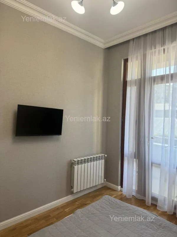 Satılır 2 otaqlı yeni tikili 60 m²