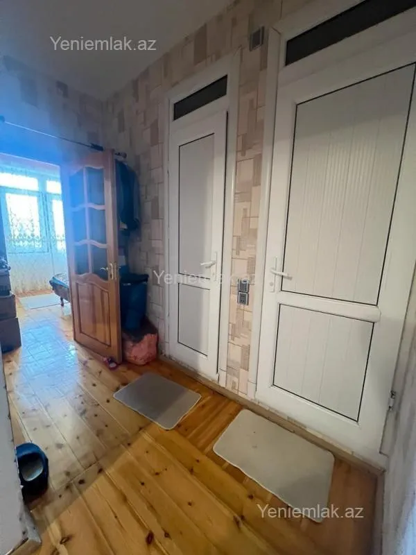 Satılır 3 otaqlı köhnə tikili 85 m²