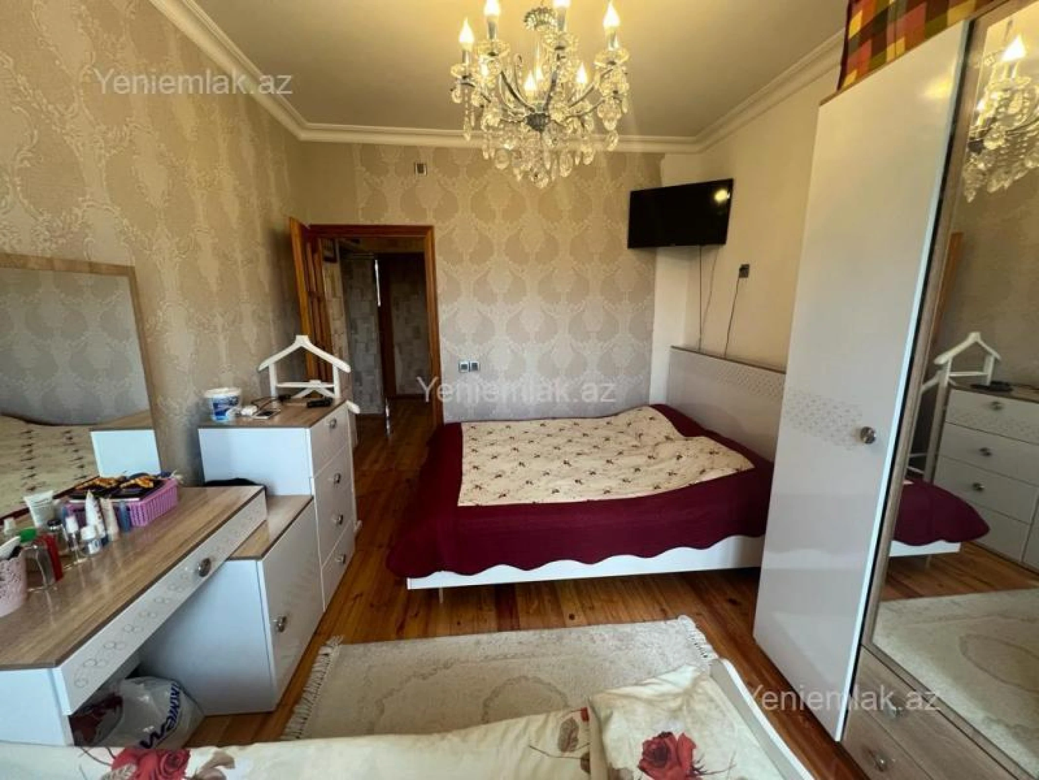 Satılır 3 otaqlı köhnə tikili 85 m²