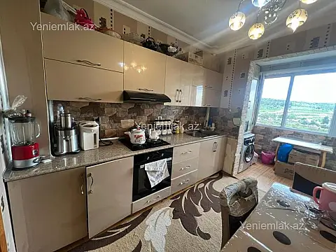 Satılır 3 otaqlı köhnə tikili 85 m²