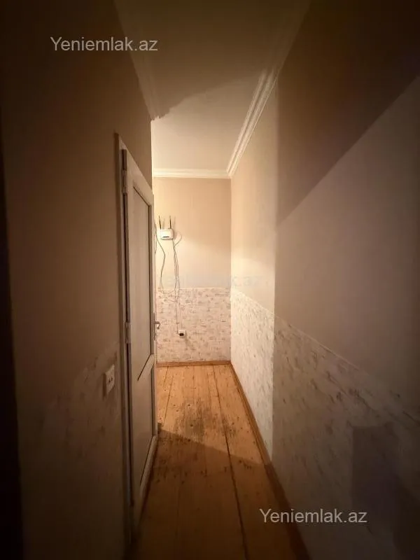 Satılır 2 otaqlı köhnə tikili 45 m²