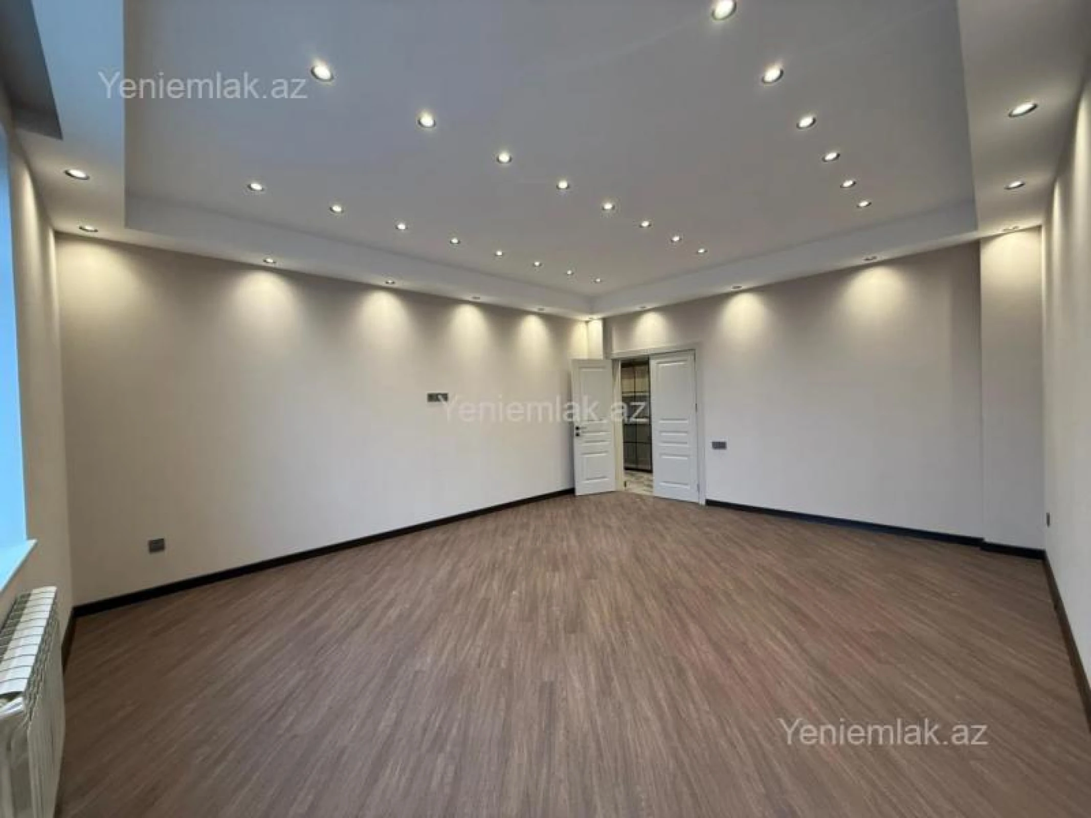Satılır 3 otaqlı yeni tikili 140 m²