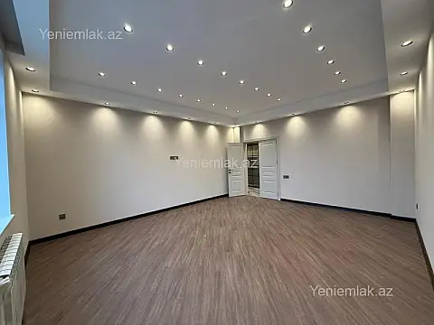 Satılır 3 otaqlı yeni tikili 140 m²