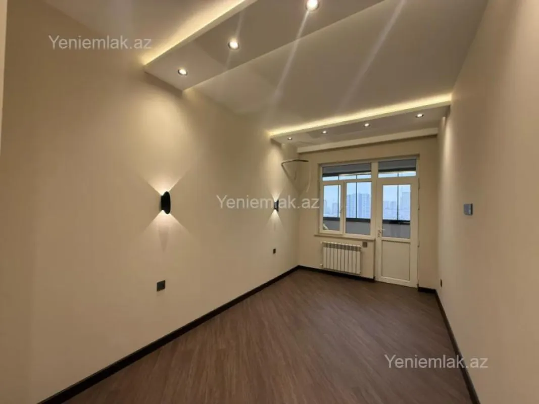 Satılır 3 otaqlı yeni tikili 140 m²
