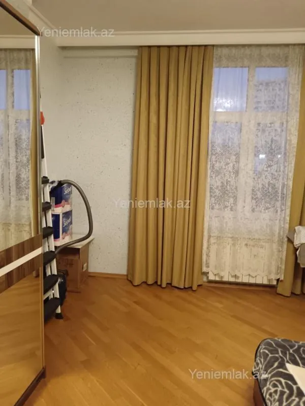 Satılır 2 otaqlı yeni tikili 68 m²