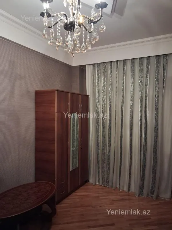 Satılır 1 otaqlı yeni tikili 44 m²