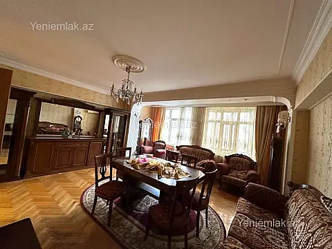 Satılır 3 otaqlı köhnə tikili 70 m² — Bakı, Nəsimi 3 otaq 70.00 m²