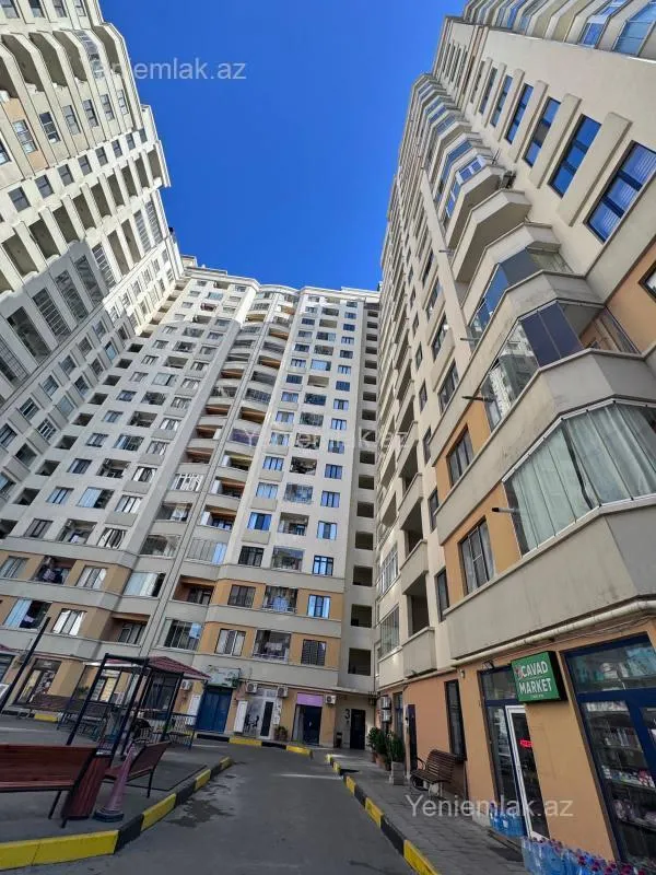 Satılır 4 otaqlı yeni tikili 115 m²
