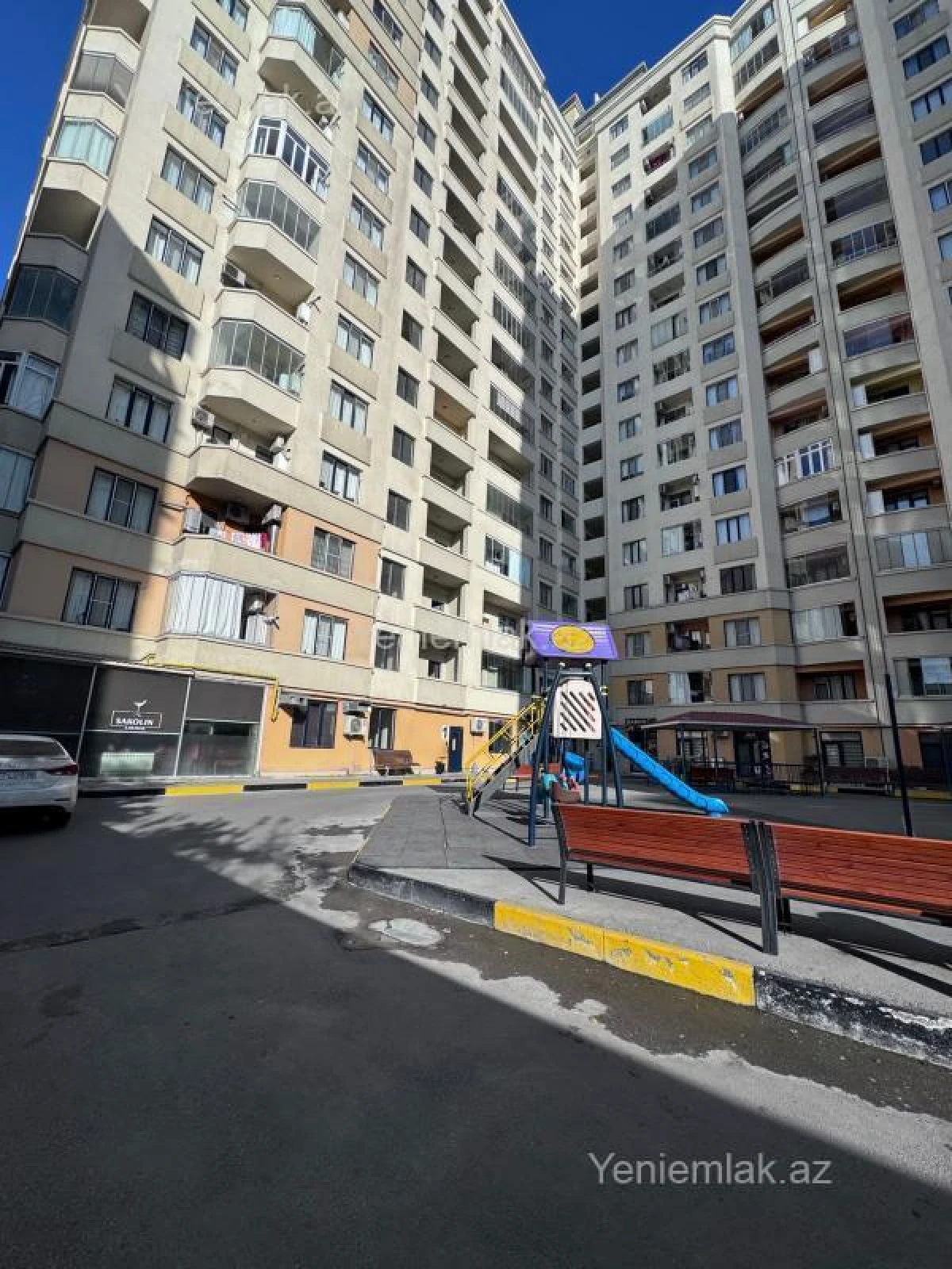 Satılır 4 otaqlı yeni tikili 115 m²