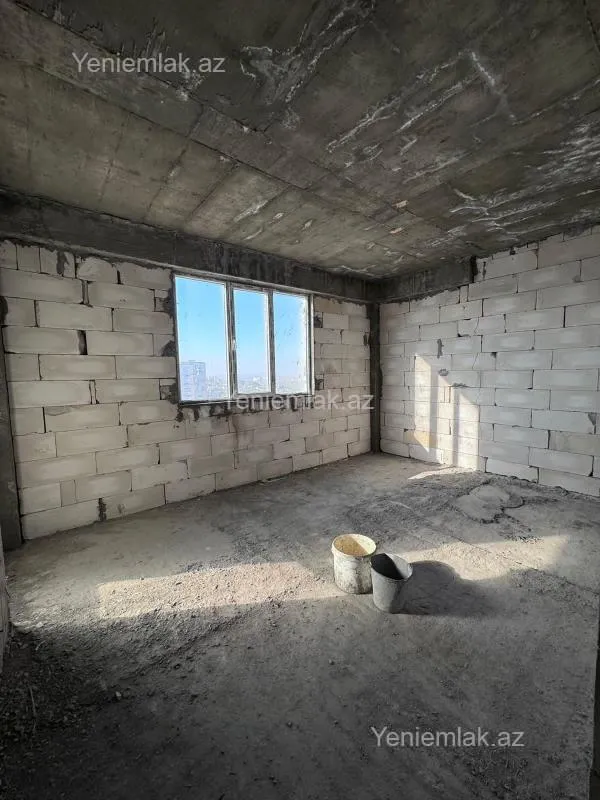 Satılır 4 otaqlı yeni tikili 115 m²