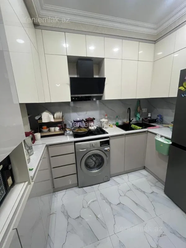 Satılır 3 otaqlı yeni tikili 53 m²