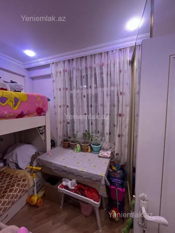 Satılır 3 otaqlı yeni tikili 53 m²