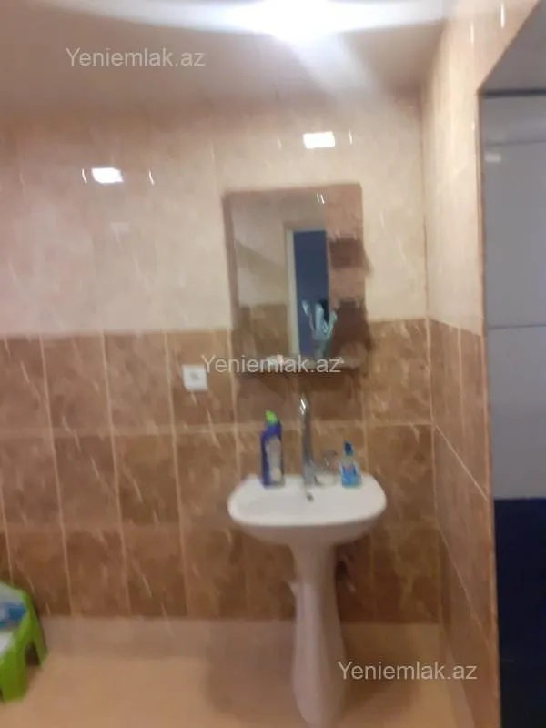 Satılır 7 otaqlı həyət evi 320 m²