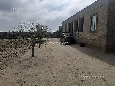 Satılır 7 otaqlı həyət evi 320 m²