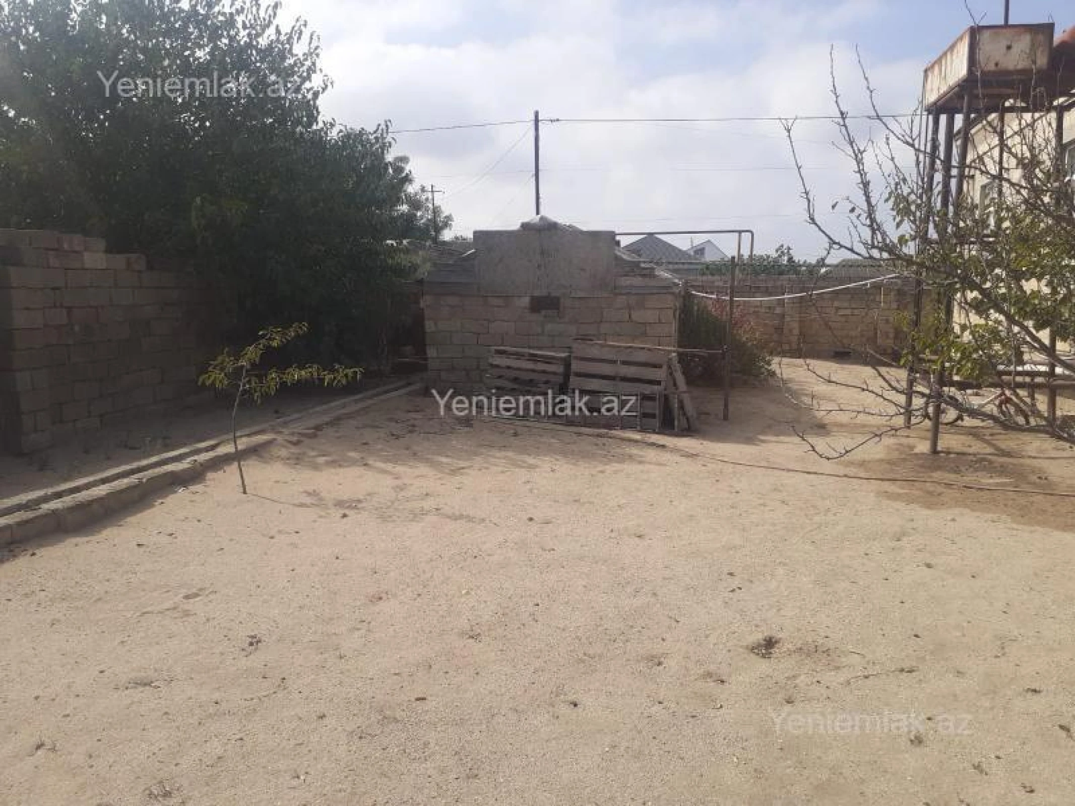 Satılır 7 otaqlı həyət evi 320 m²