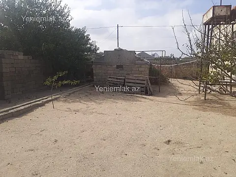 Satılır 7 otaqlı həyət evi 320 m²