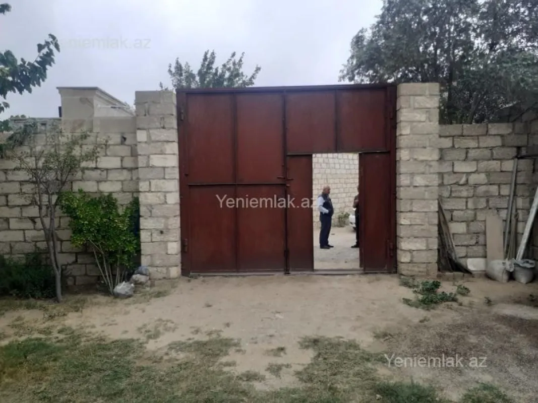 Satılır 7 otaqlı həyət evi 320 m²