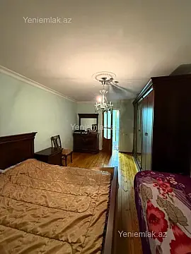 Satılır 3 otaqlı köhnə tikili 70 m²