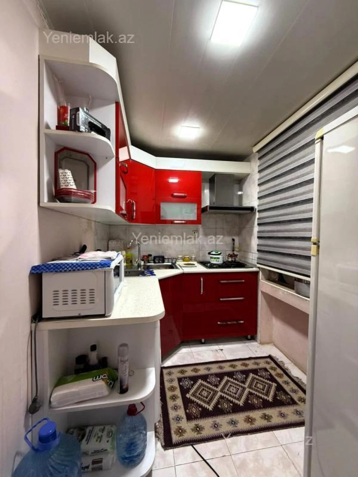 Satılır 3 otaqlı köhnə tikili 70 m²