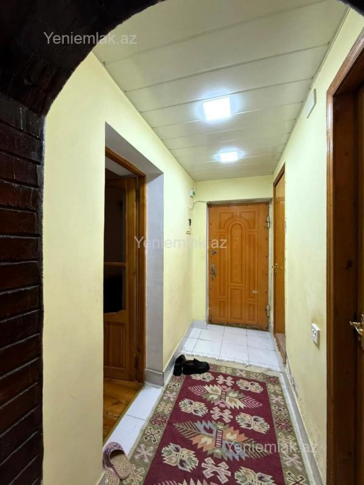 Satılır 3 otaqlı köhnə tikili 70 m²