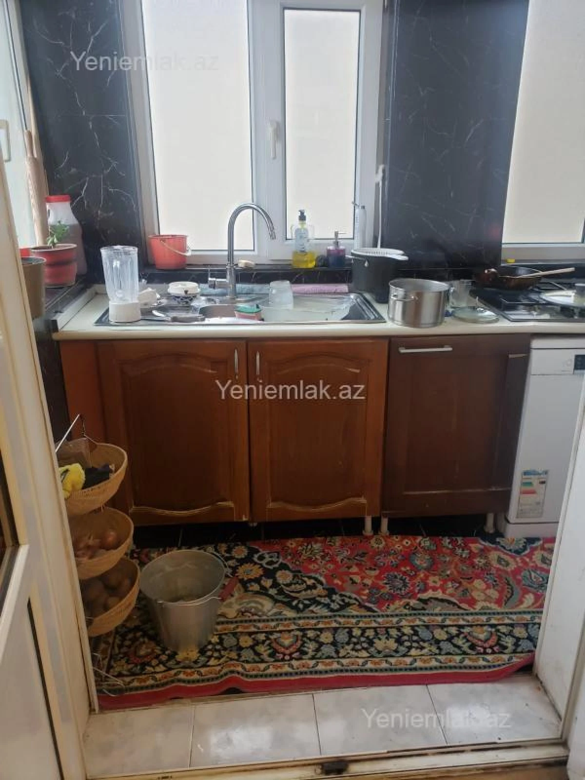 Satılır 6 otaqlı həyət evi 250 m²