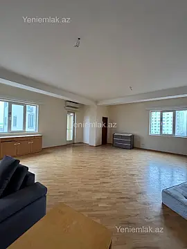 Satılır 4 otaqlı yeni tikili 208 m²