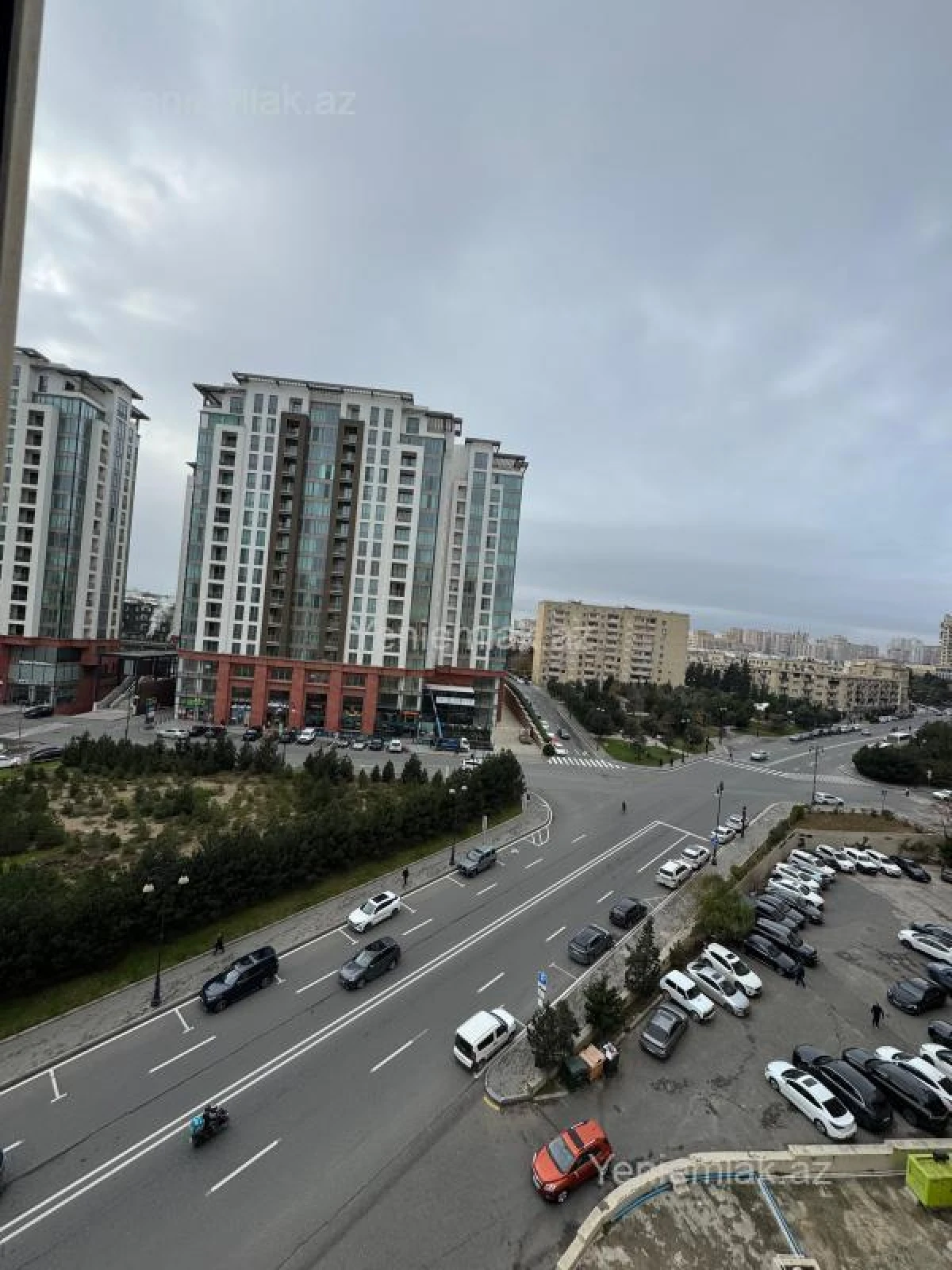 Satılır 4 otaqlı yeni tikili 208 m²