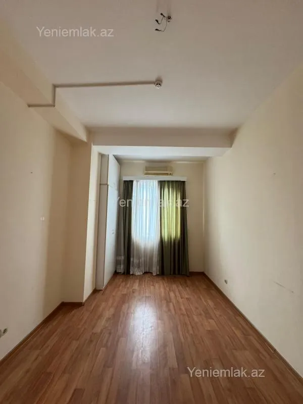 Satılır 4 otaqlı yeni tikili 208 m²