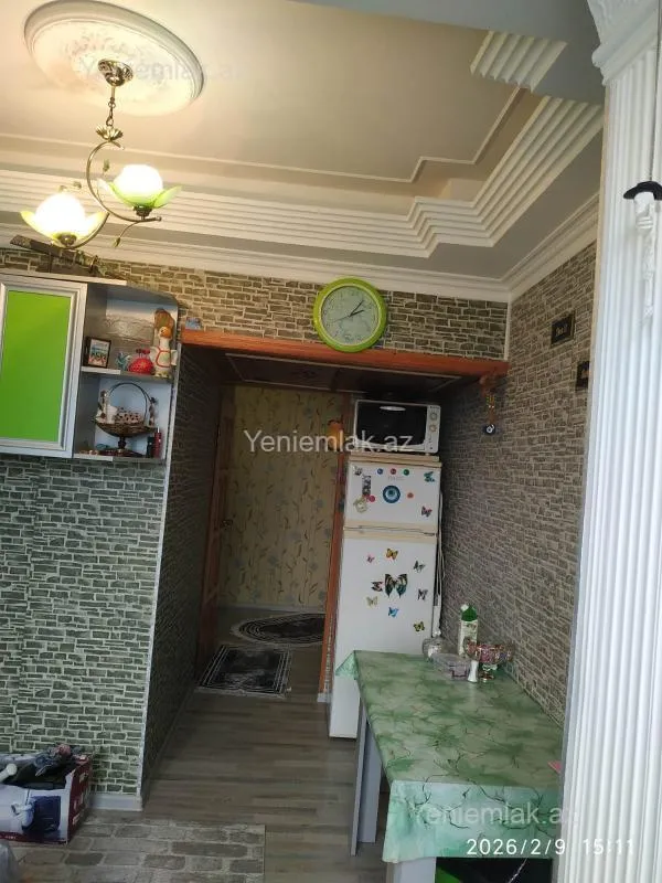 Satılır 1 otaqlı köhnə tikili 37 m²