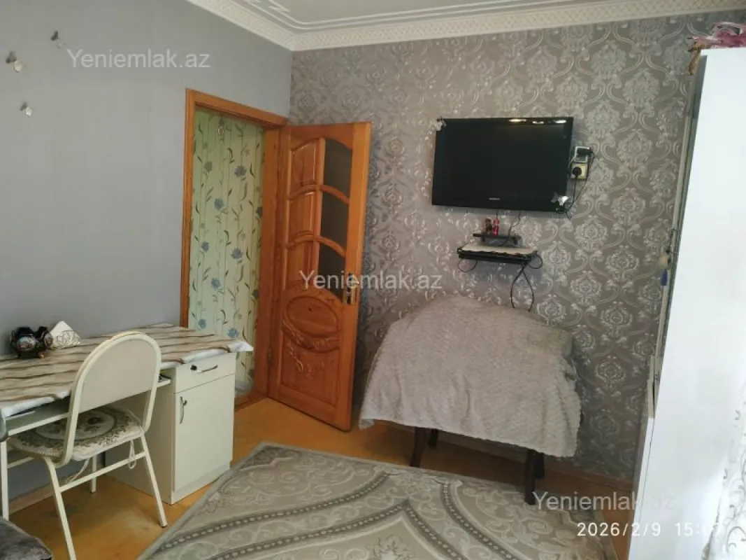 Satılır 1 otaqlı köhnə tikili 37 m²
