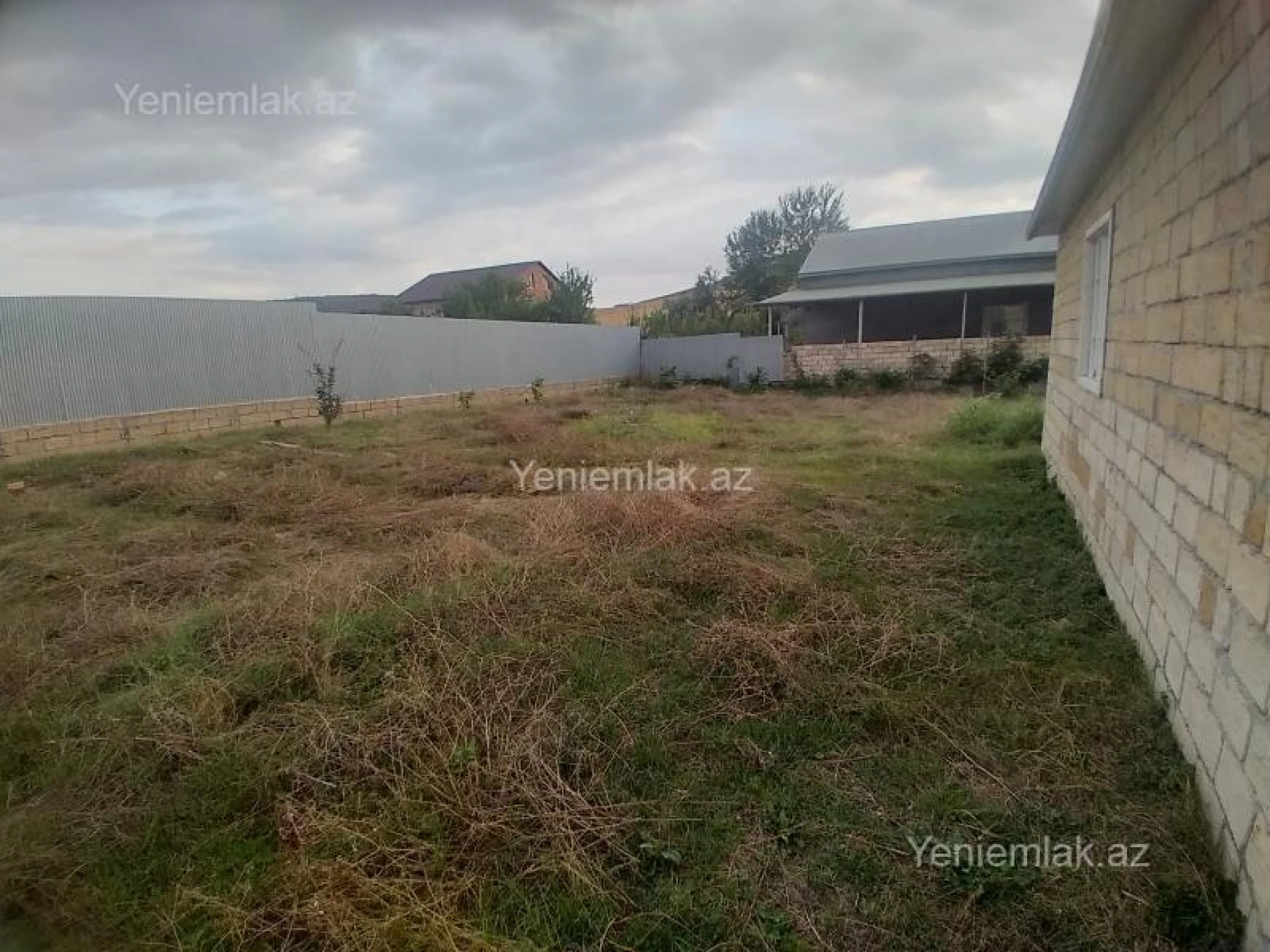 Satılır 5 otaqlı obyekt 450 m²