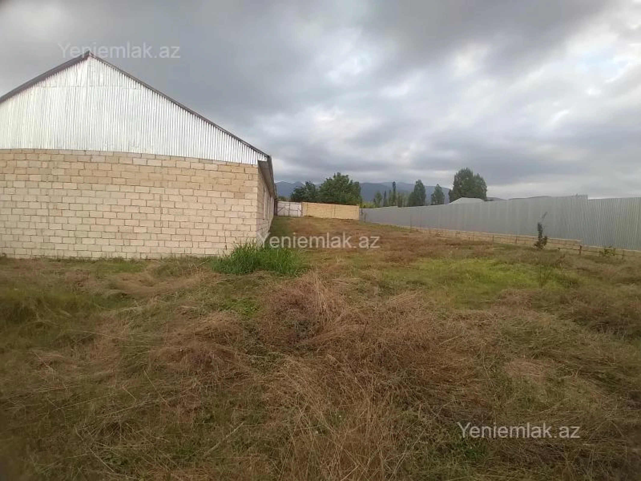 Satılır 5 otaqlı obyekt 450 m²