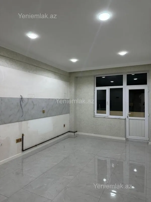 Satılır 3 otaqlı yeni tikili 107 m²