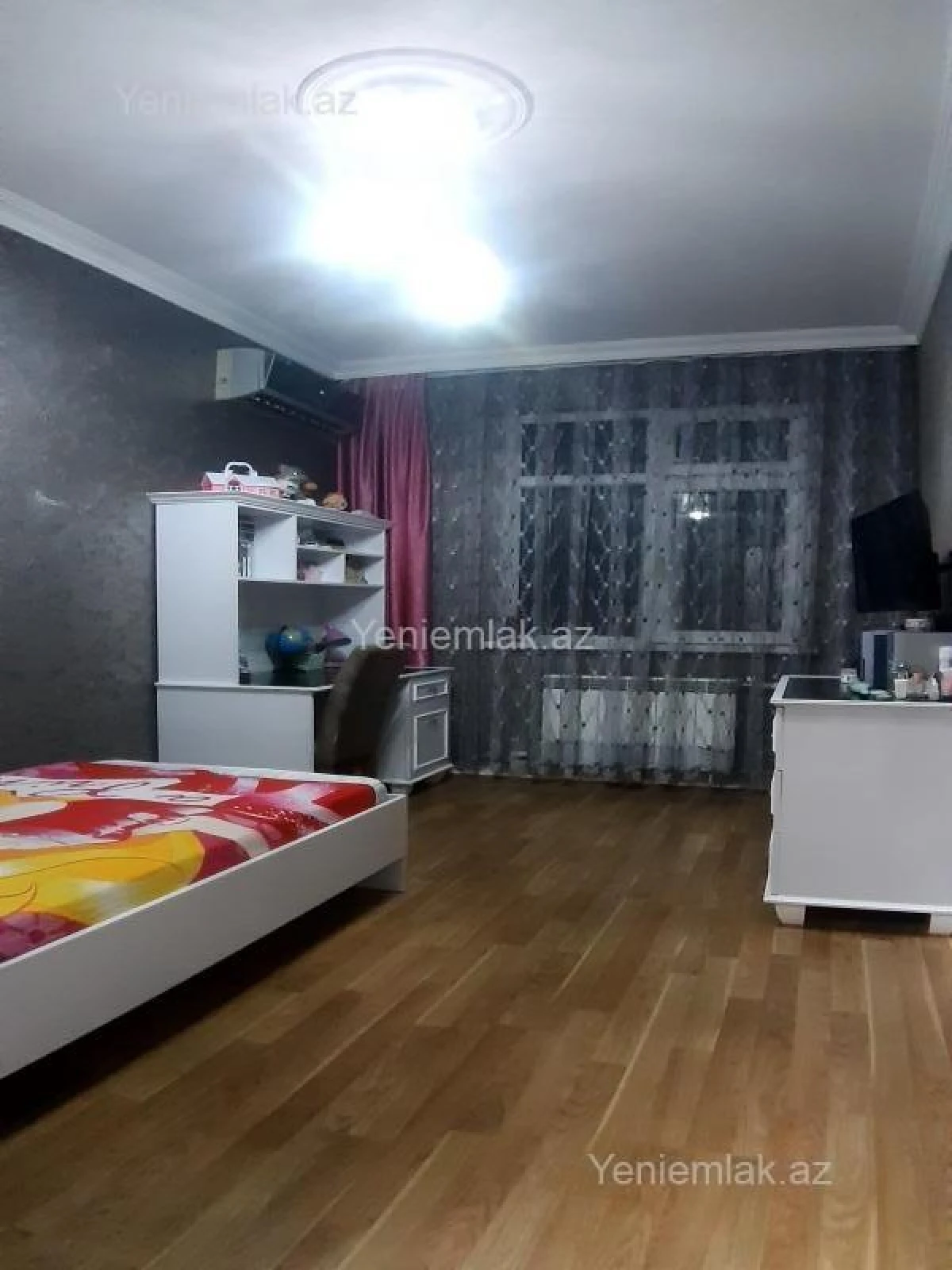 Satılır 3 otaqlı köhnə tikili 75 m²