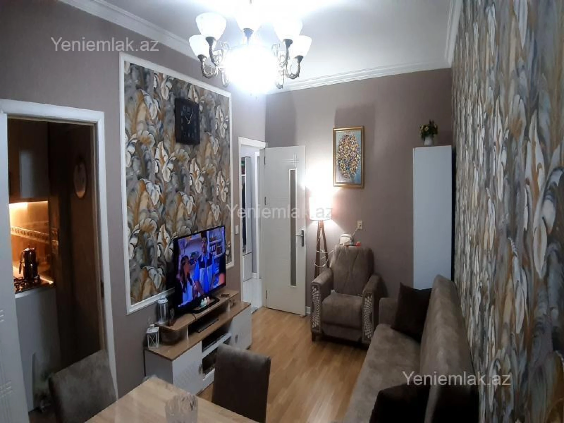 Satılır 3 otaqlı köhnə tikili 75 m²